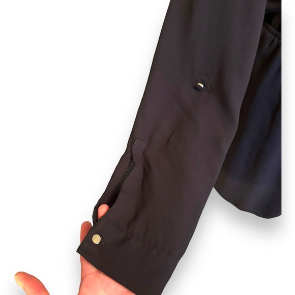 Apt. 9 Lightweight Drawstring Waist with Pockets Long Sleeve Black V-Neck Dress - Picture 5 of 16